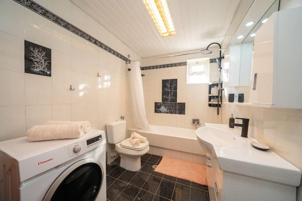Afroditi Holiday Home- Green View Apartment スヴォロナータ エクステリア 写真