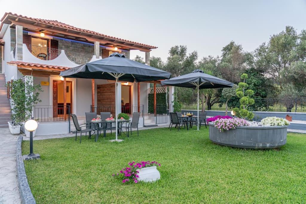Afroditi Holiday Home- Green View Apartment スヴォロナータ エクステリア 写真